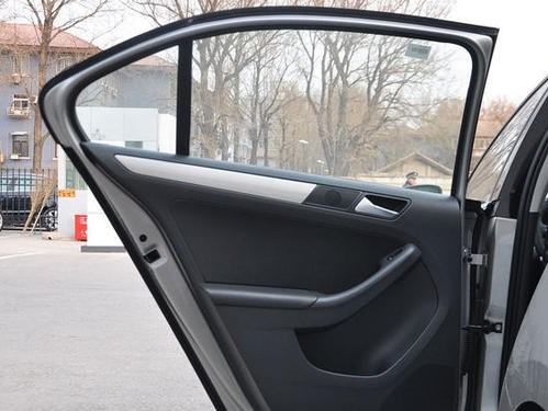 菏澤配汽車(chē)芯片鑰匙（專(zhuān)業(yè)換鎖）