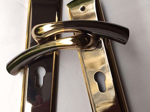 威海開鎖公司（快速上門開鎖）